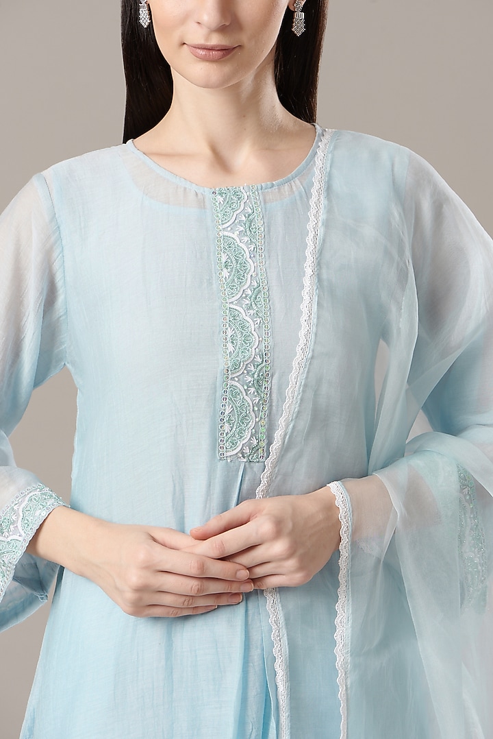 Sky Blue Hand Embroidered Kurta Set by Anushka Repswal-Sewing love at Pernia's Pop Up Shop