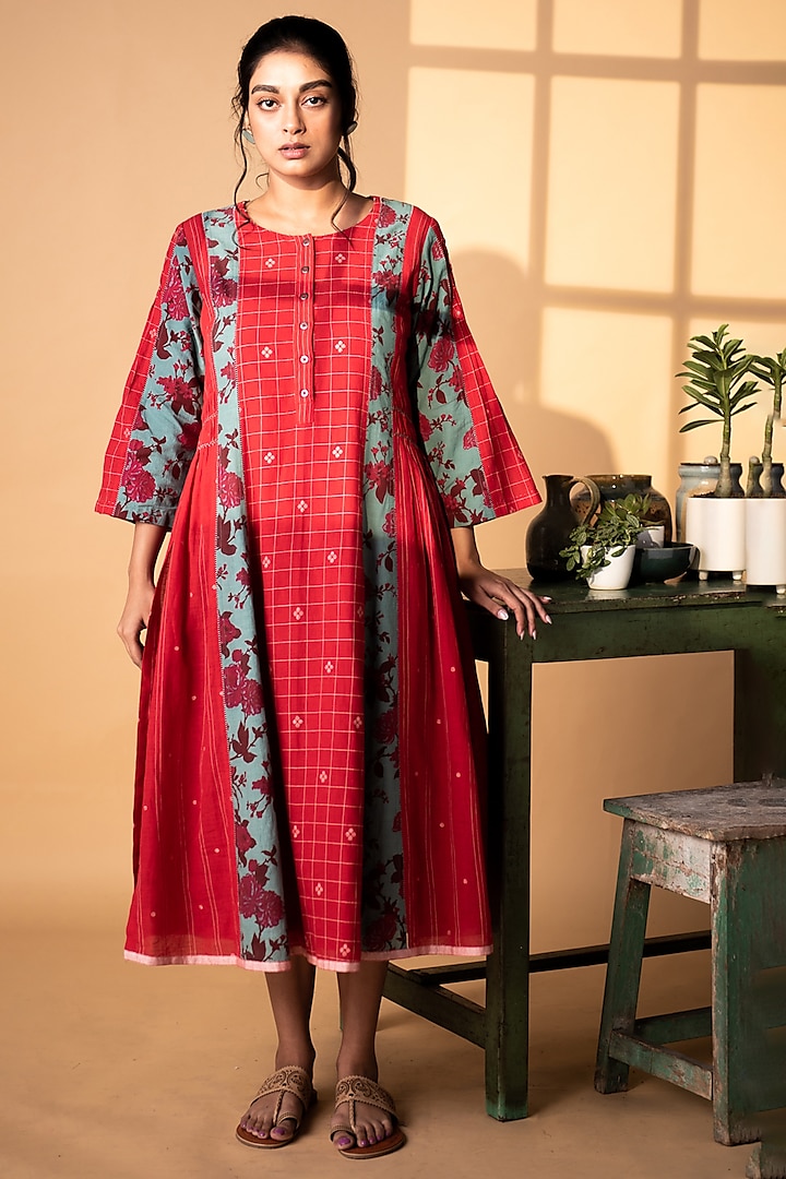 Red Khadi Cotton Dress by ARTE-ALTER