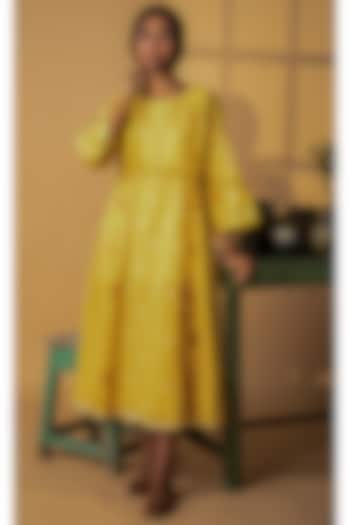 Yellow Handwoven Khadi Cotton Jamdani Dress by ARTE-ALTER at Pernia's Pop Up Shop