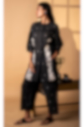 Black Kadi Printed Co-Ord Set by ARTE-ALTER at Pernia's Pop Up Shop