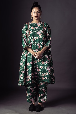 Emerald Green Printed Kurta Set by ARTE-ALTER