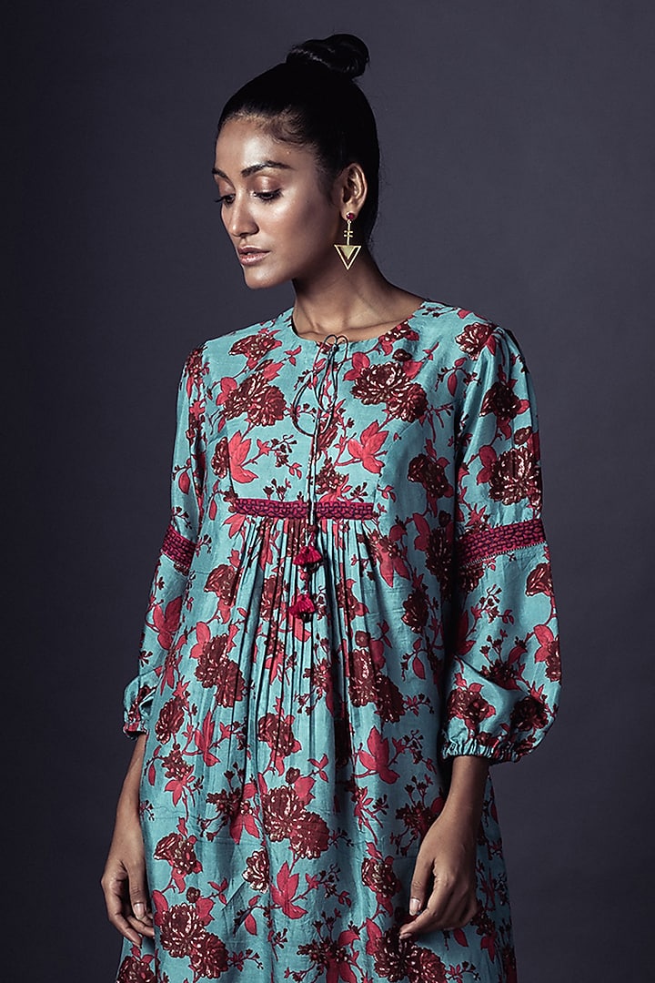 Aqua Printed Kurta Set by ARTE-ALTER at Pernia's Pop Up Shop