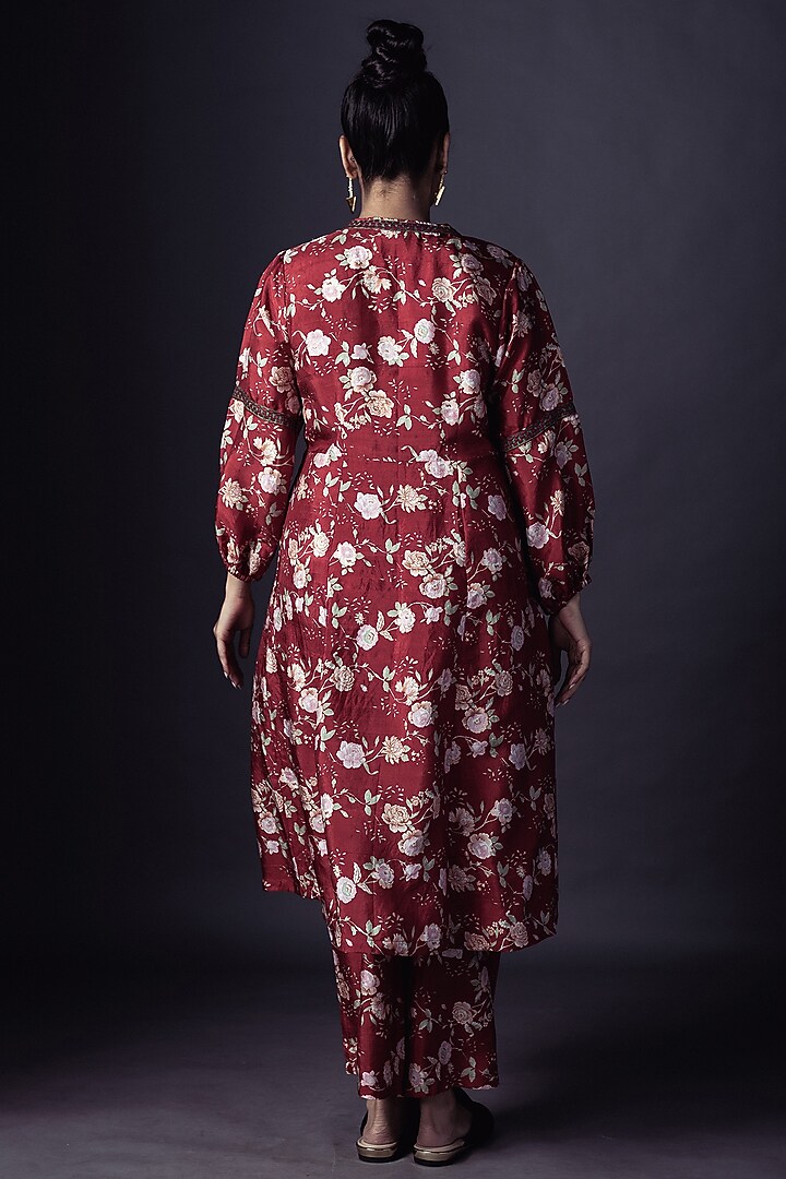 Red Printed Kurta Set by ARTE-ALTER at Pernia's Pop Up Shop