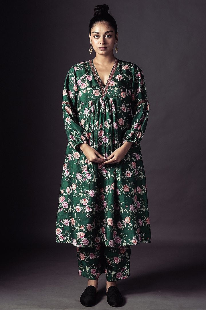 Emerald Green Hand Printed Kurta Set by ARTE-ALTER