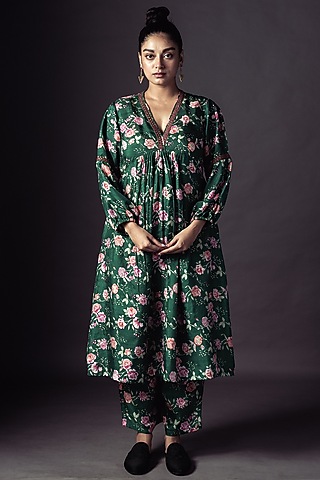 Emerald Green Hand Printed Kurta Set by ARTE-ALTER