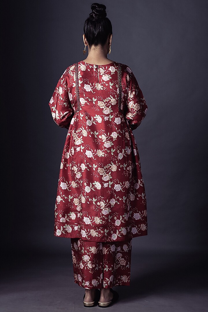 Maroon Printed Kurta Set by ARTE-ALTER at Pernia's Pop Up Shop