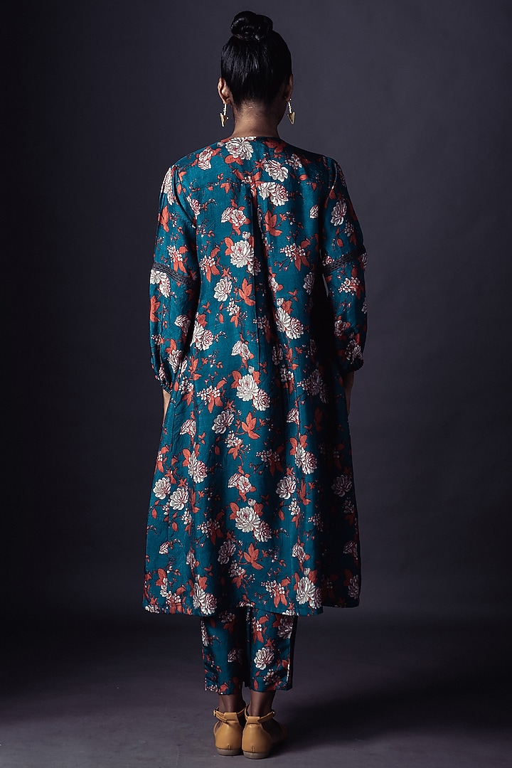 Teal Blue Printed Kurta Set by ARTE-ALTER at Pernia's Pop Up Shop