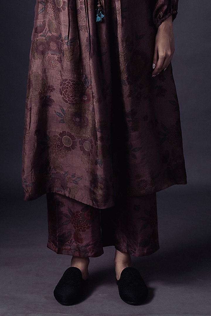 Grey Printed Kurta Set by ARTE-ALTER at Pernia's Pop Up Shop