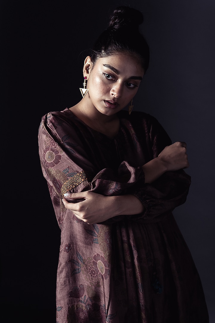 Grey Printed Kurta Set by ARTE-ALTER at Pernia's Pop Up Shop