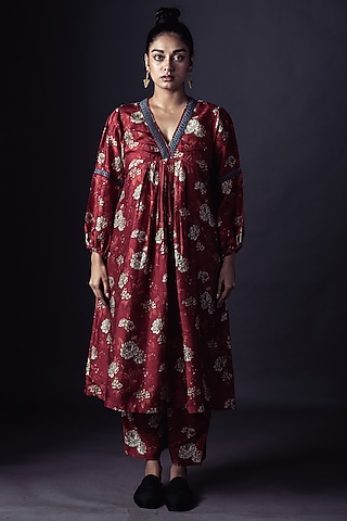 Deep Red Hand Printed Kurta Set by ARTE-ALTER