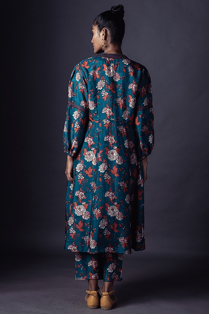 Teal Blue Hand Printed Kurta Set by ARTE-ALTER at Pernia's Pop Up Shop