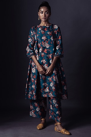 Turquoise Printed Kurta Set by ARTE-ALTER