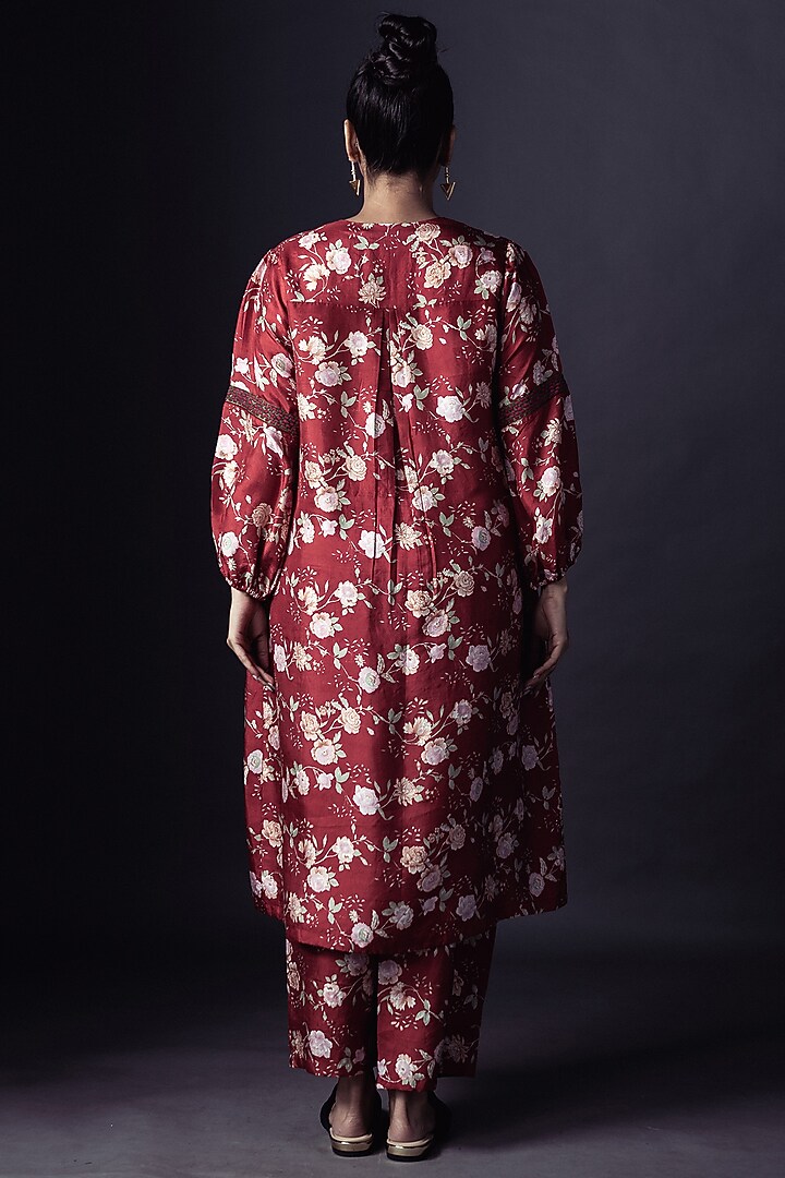 Red Hand Printed Kurta Set by ARTE-ALTER at Pernia's Pop Up Shop