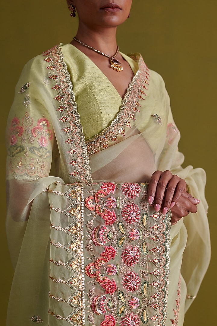 Pista Green Silk Organza Hand Embroidered Wedding Saree Set by aarti Sethia at Pernia's Pop Up Shop