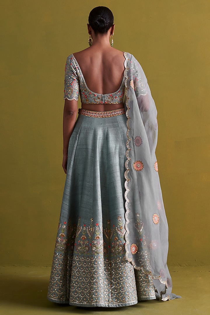 Marine Blue Raw Silk Hand Embroidered Bridal Lehenga Set by aarti Sethia at Pernia's Pop Up Shop