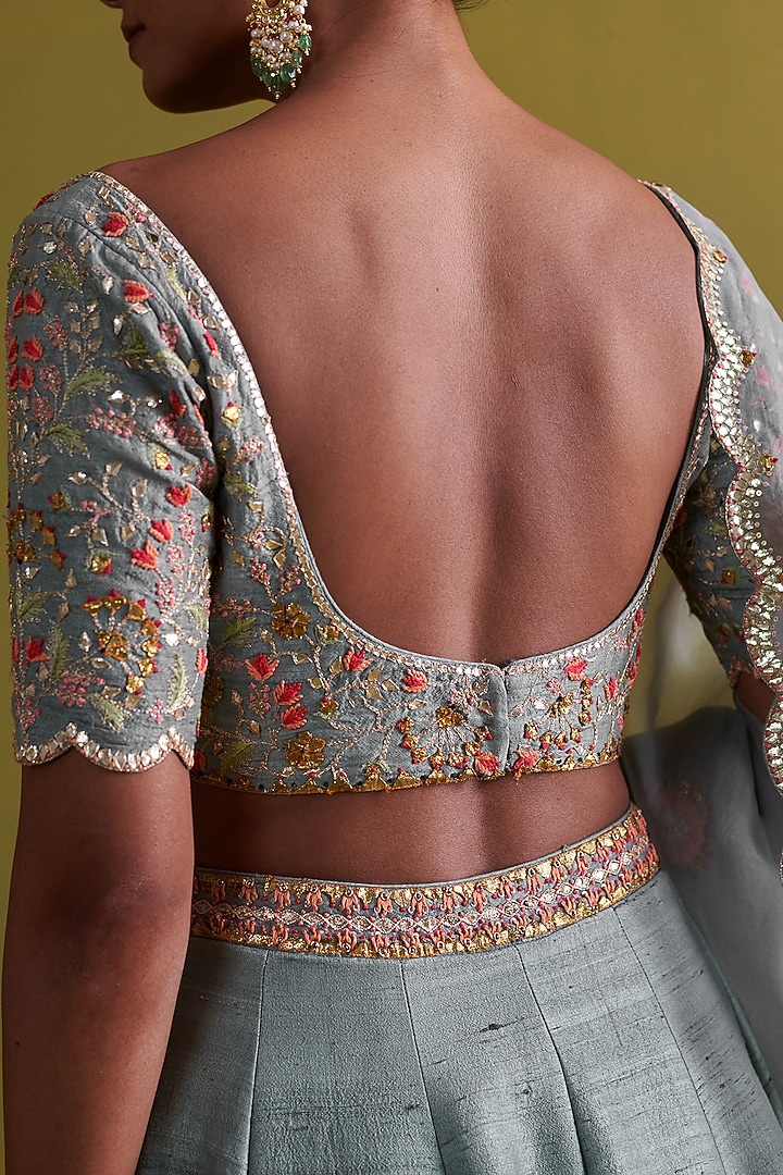 Marine Blue Raw Silk Hand Embroidered Bridal Lehenga Set by aarti Sethia at Pernia's Pop Up Shop