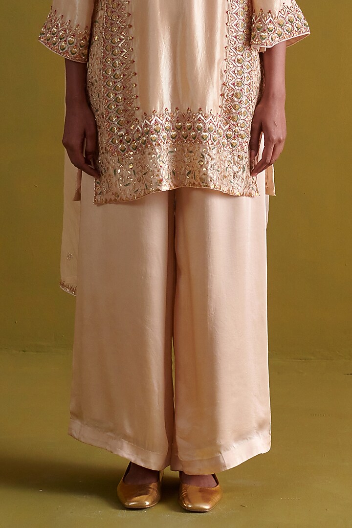 Beige Kora Silk Hand Embroidered Short Kurta Set by aarti Sethia at Pernia's Pop Up Shop