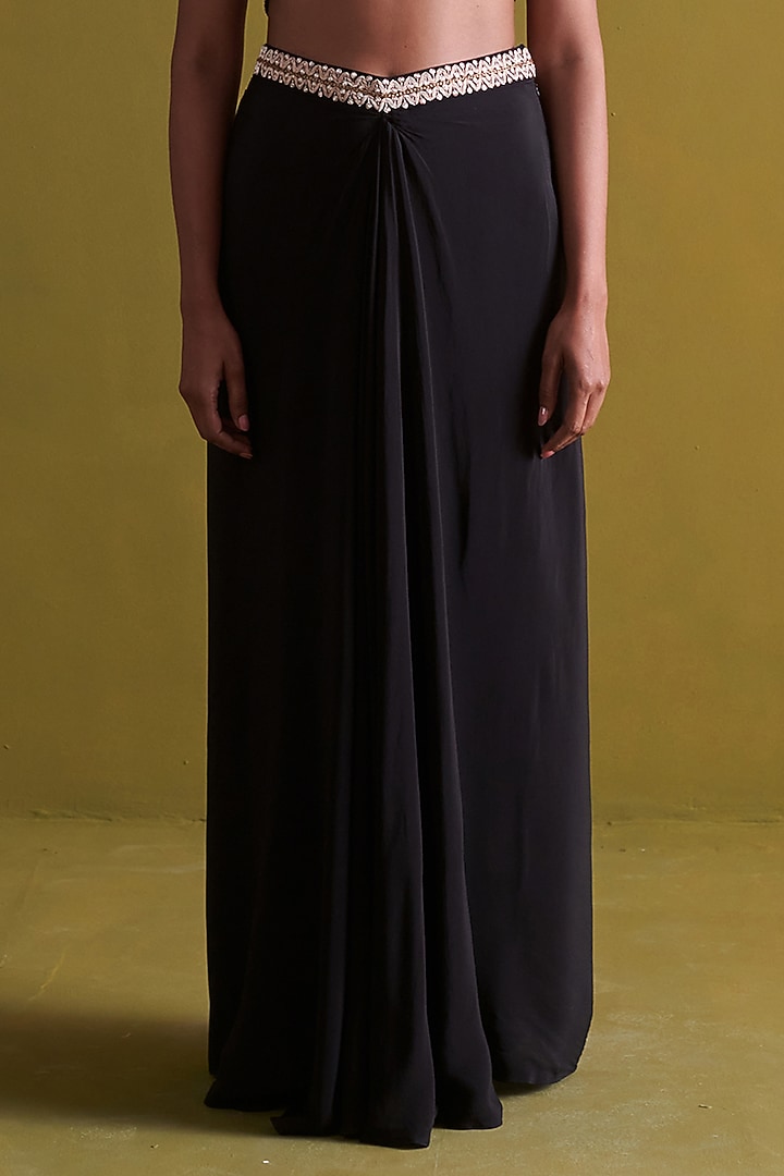 Black Crepe Silk Draped Skirt Set by aarti Sethia at Pernia's Pop Up Shop