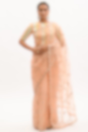 Peach Embroidered Wedding Saree Set by aarti Sethia at Pernia's Pop Up Shop
