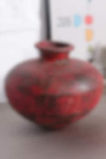Red Iron Traditional Pot by Artisans Rose