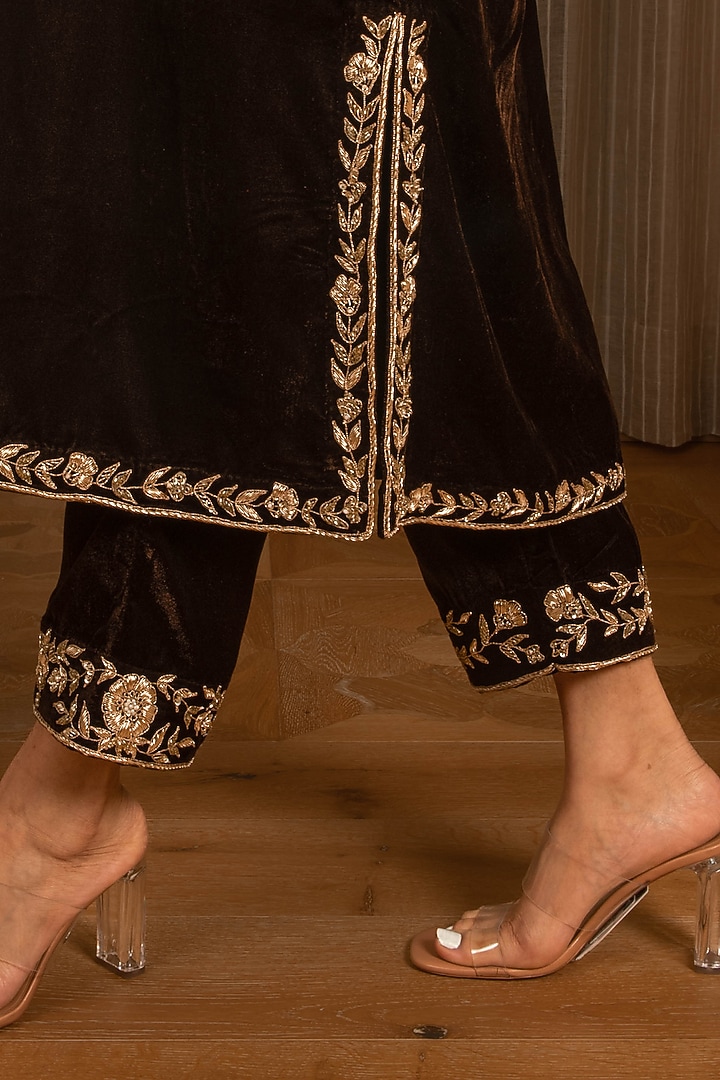 Coffee Brown Silk Velvet Embroidered Kurta Set by AURUHFY at Pernia's Pop Up Shop