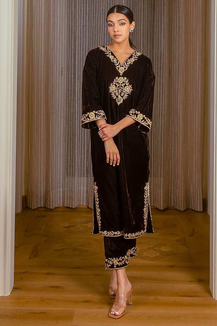Coffee Brown Silk Velvet Embroidered Kurta Set by AURUHFY at Pernia's Pop Up Shop