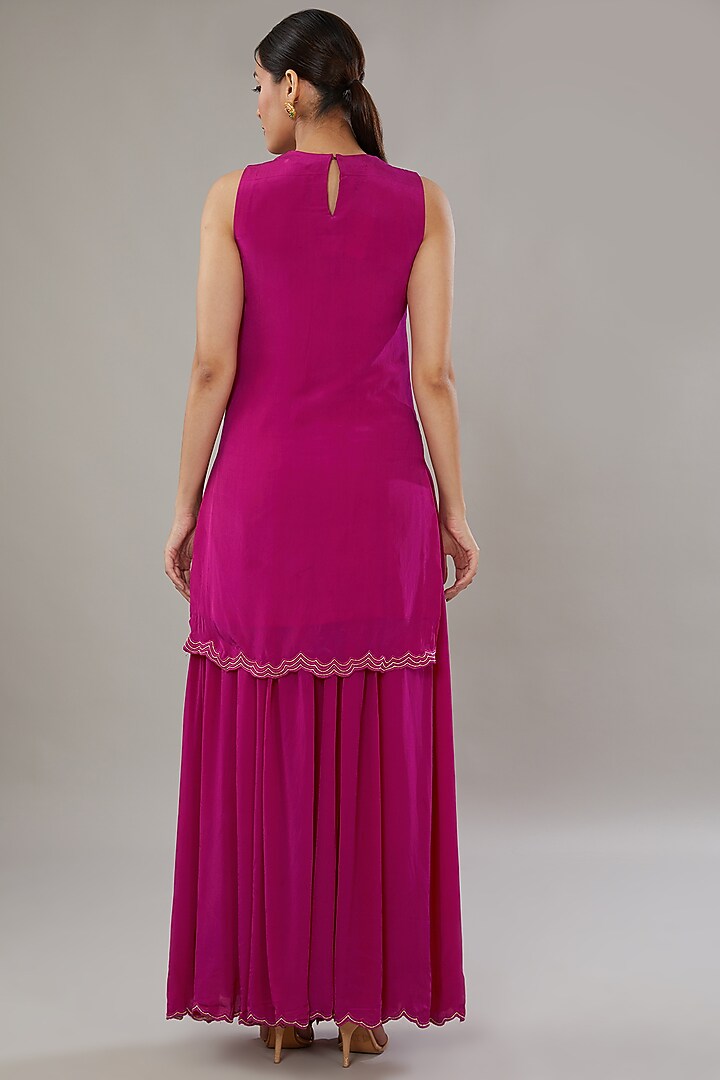Magenta Crepe Embroidered Tunic Set by AURUHFY at Pernia's Pop Up Shop