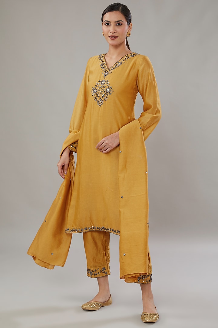 Yellow Chanderi Embroidered Tunic Set by AURUHFY