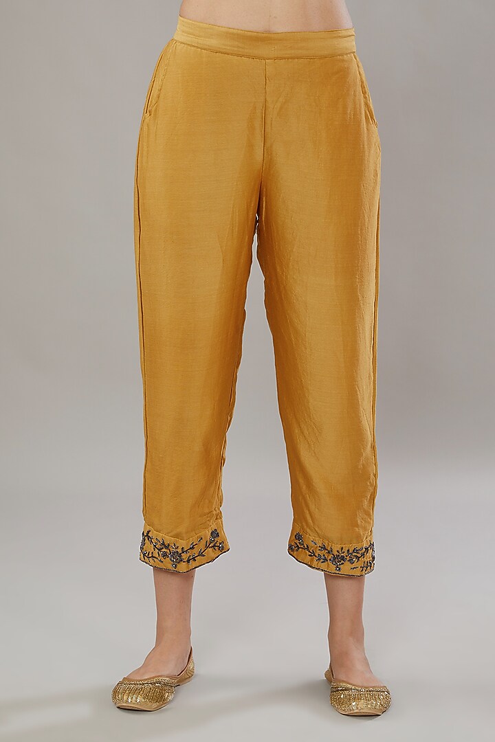 Yellow Chanderi Embroidered Tunic Set by AURUHFY at Pernia's Pop Up Shop