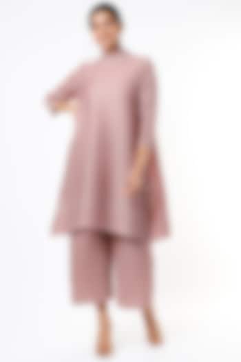 Nude Pleated Polyester Kurta Set by Pleats By Aruni at Pernia's Pop Up Shop