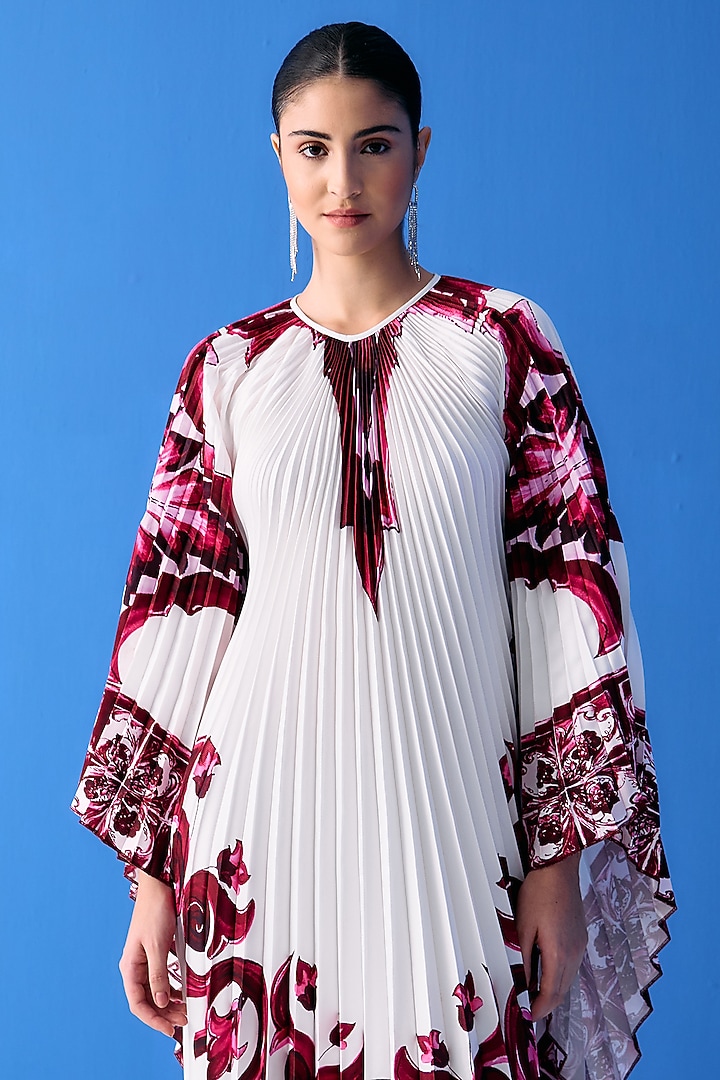 White & Red Crepe Printed Cape Set by Pleats By Aruni at Pernia's Pop Up Shop
