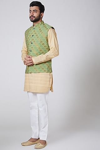 Green & Gold Embroidered Kurta Set by Anurav