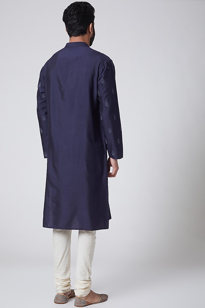 Cobalt Blue Embroidered Kurta by Anurav at Pernia's Pop Up Shop