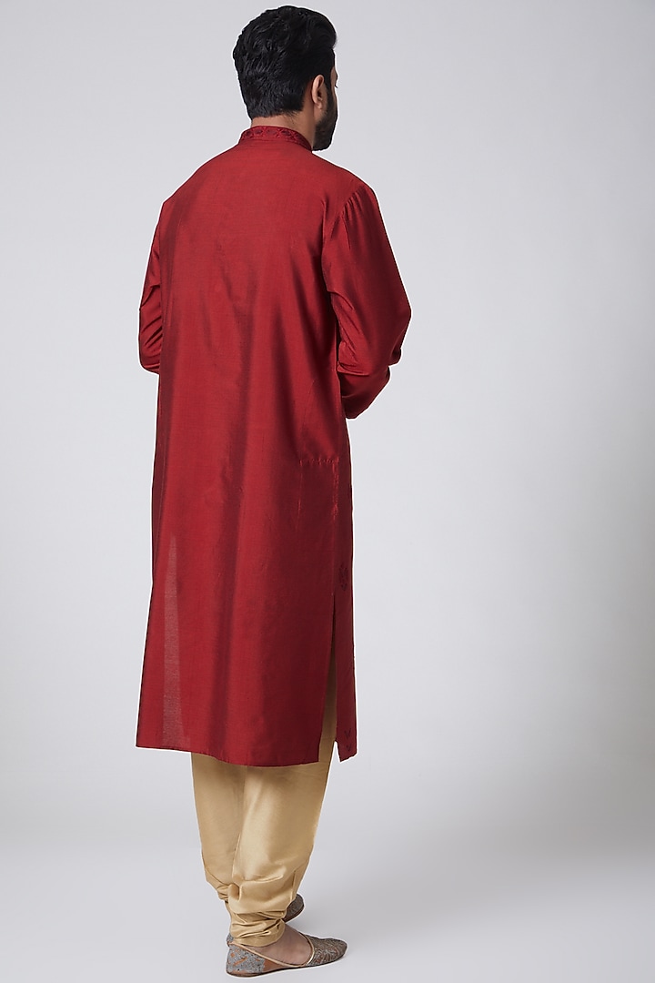 Red Embroidered Kurta For Boys by Anurav Men - Kids at Pernia's Pop Up Shop