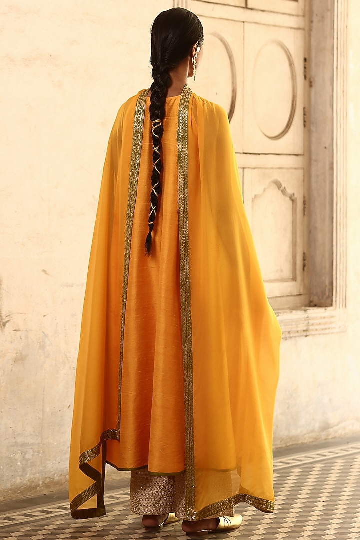 Yellow Raw Silk Kurta Set by Aravi at Pernia's Pop Up Shop