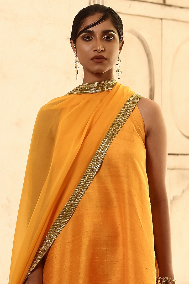 Yellow Raw Silk Kurta Set by Aravi at Pernia's Pop Up Shop