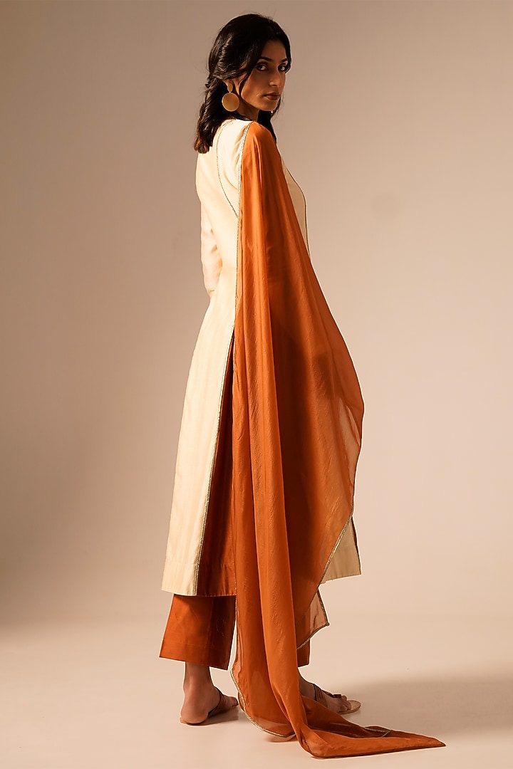 Cream Chanderi Silk A-Line Kurta Set by Aravi at Pernia's Pop Up Shop
