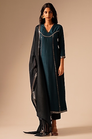 Teal Bemberg Raw Silk Embroidered Kurta Set by Aravi