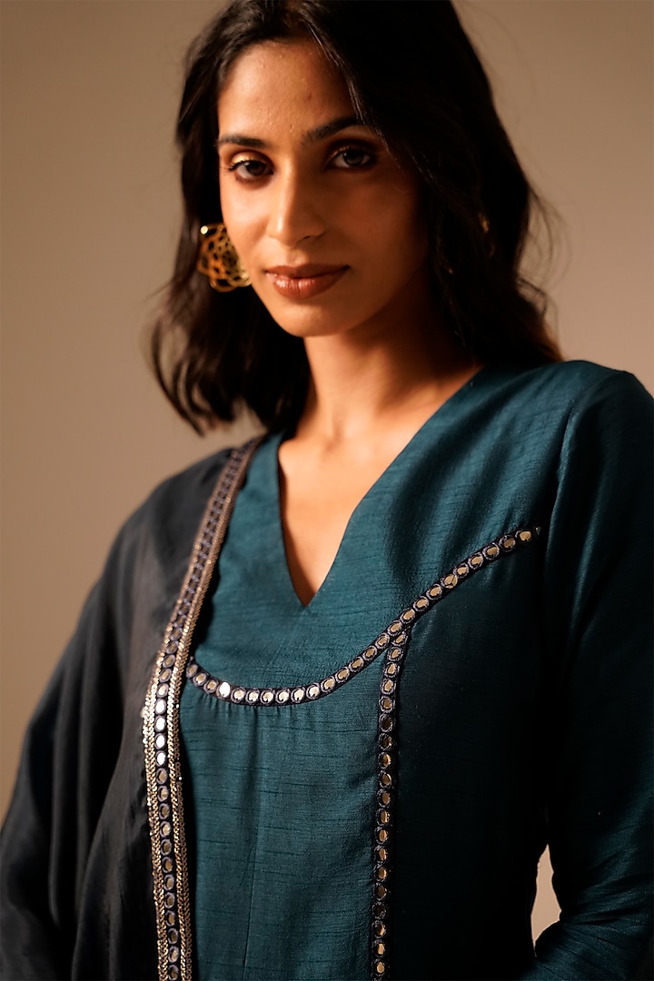 Teal Bemberg Raw Silk Embroidered Kurta Set by Aravi at Pernia's Pop Up Shop