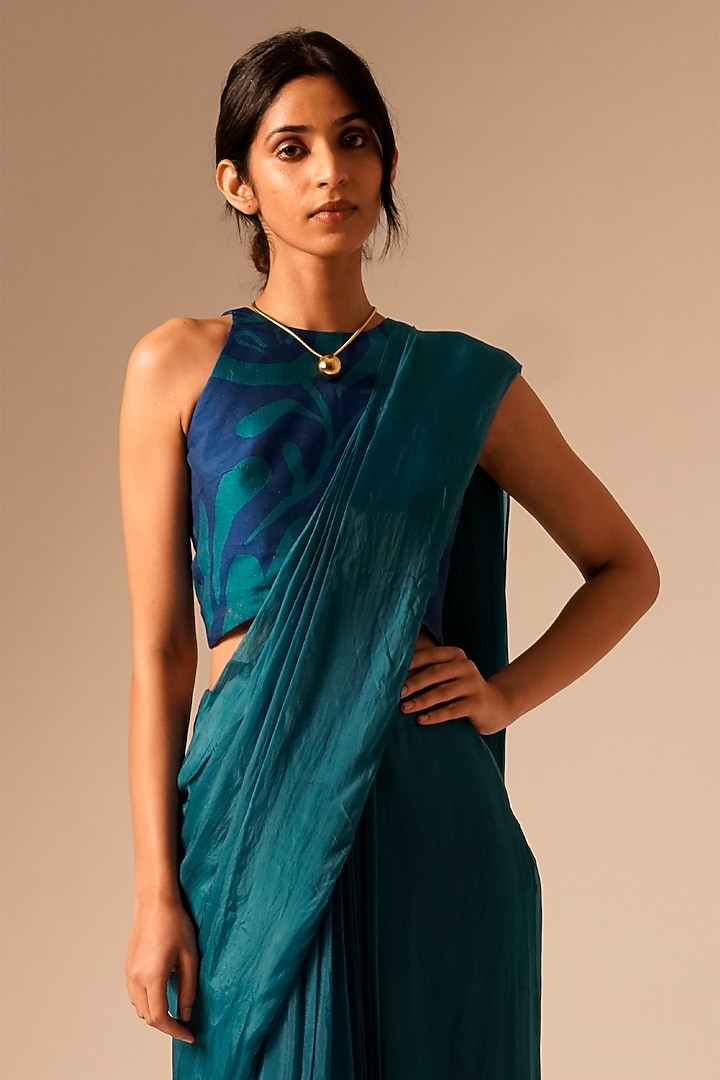 Bright Teal Tabby Printed Pre-Draped Party Wear Saree Set by Aravi at Pernia's Pop Up Shop