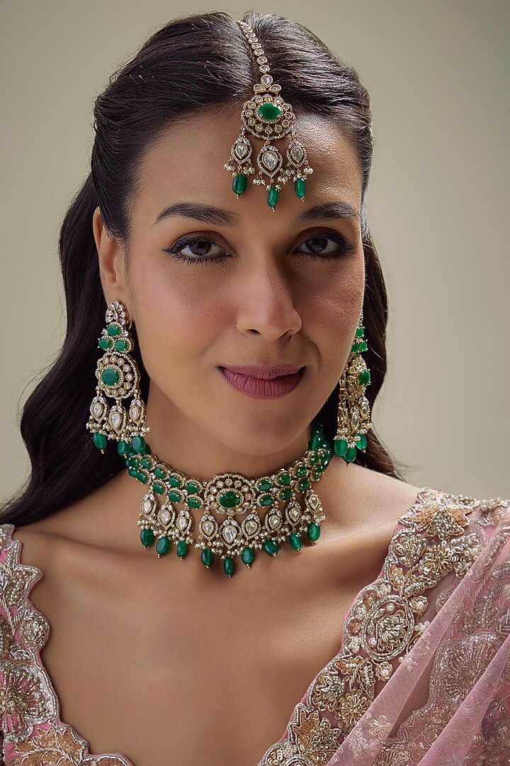 Gold Finish Emerald Stone & Uncut Zircon Choker Necklace Set by Aryah Jewels at Pernia's Pop Up Shop