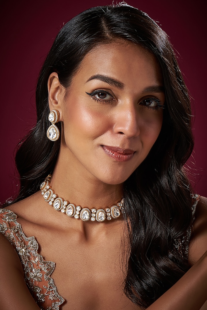 Micro Gold Finish Uncut Diamond Choker Necklace Set by Aryah Jewels at  Pernia's Pop Up Shop