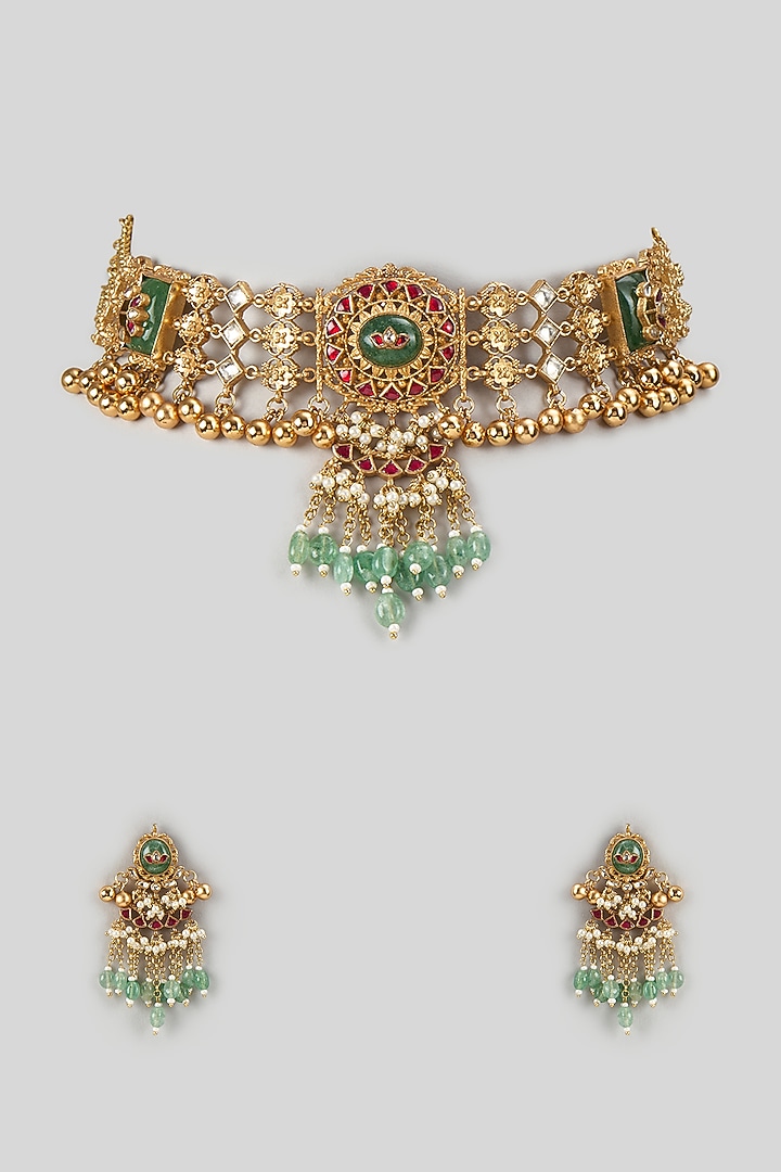 Gold Finish Kundan Polki & Emerald Stone Handcrafted Choker Necklace Set by Aryah Jewels at Pernia's Pop Up Shop