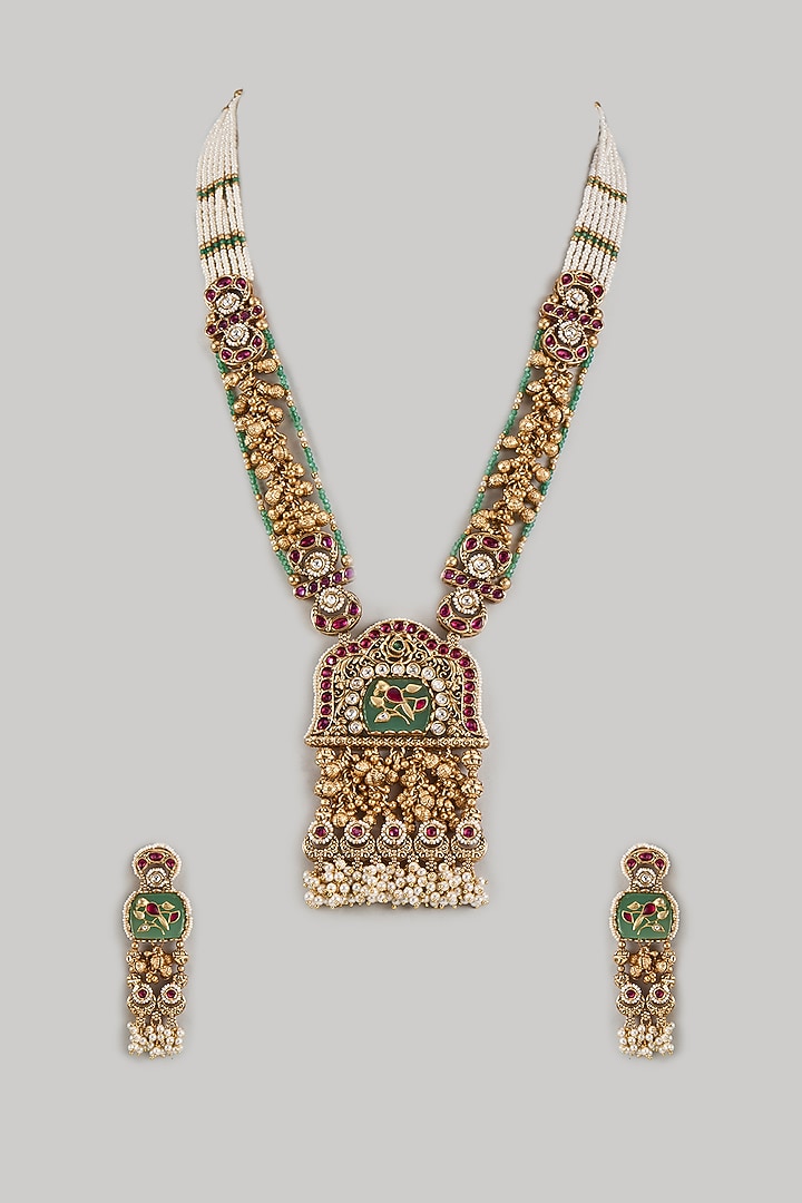 Gold Finish Uncut Zircon & Emerald Beaded Pendant Jadtar Necklace Set by Aryah Jewels at Pernia's Pop Up Shop