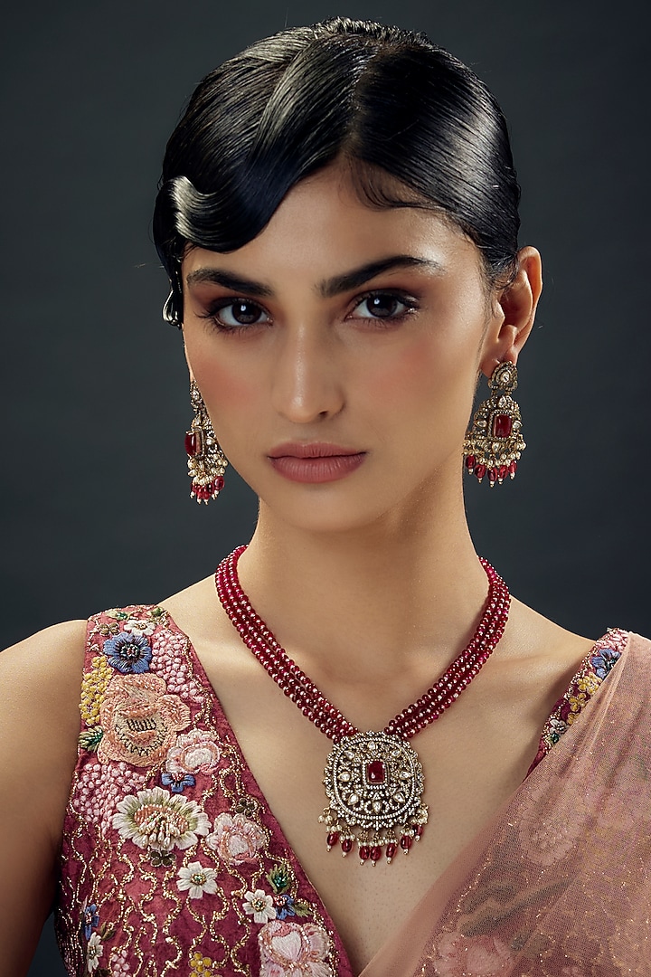 Victorian Finish Uncut Zircon & Pink Beaded Pendant Necklace Set by Aryah Jewels at Pernia's Pop Up Shop