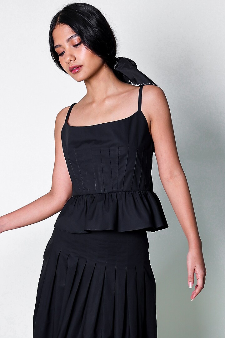 Black Poplin Hand Embroidered Co-Ord Set by ARYA GIRI at Pernia's Pop Up Shop