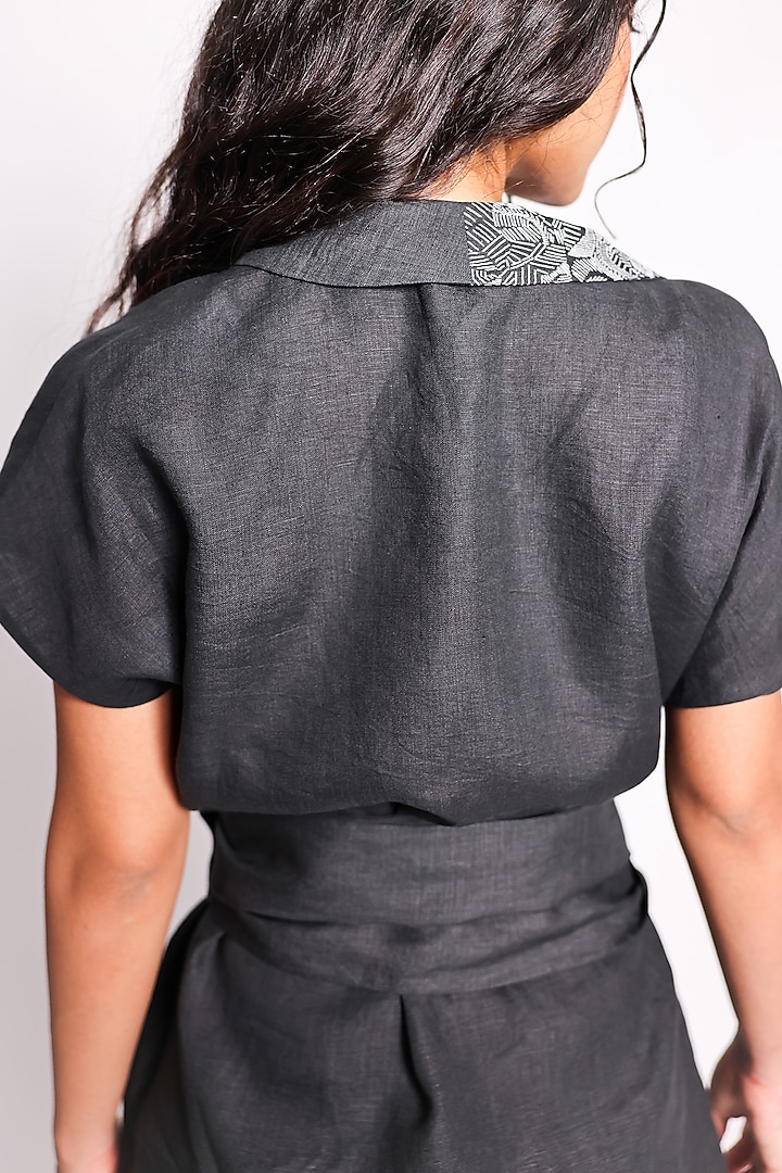 Black Linen Hand Embroidered Co-Ord Set by ARYA GIRI at Pernia's Pop Up Shop