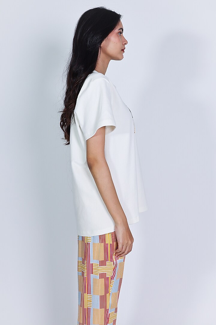 White Knit Cotton Hand Embroidered T-Shirt by ARYA GIRI at Pernia's Pop Up Shop