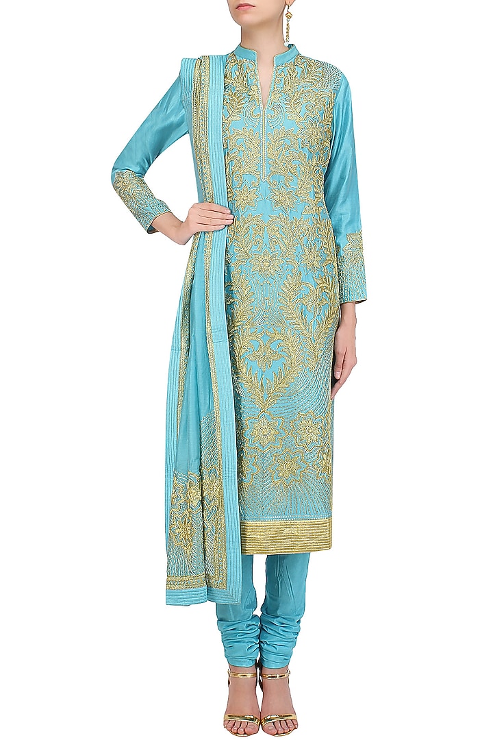 Sky blue dori embroidered sequinned kurta set available only at Pernia's Pop Up Shop.