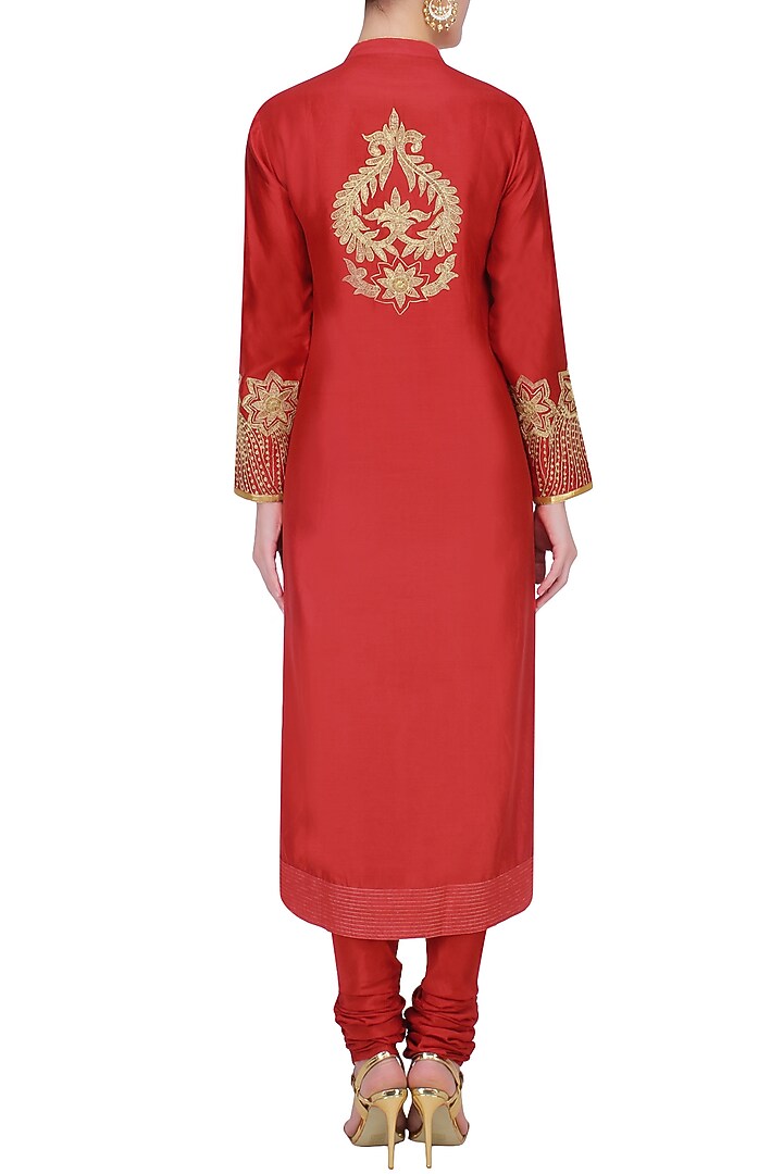 Red and gold dori embroidered sequinned kurta set available only at Pernia's Pop Up Shop.